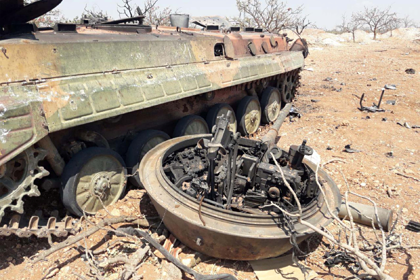 Выдающих все подбитые танки за Т-90 ради премий боевиков высмеяли в сети: Конфликты