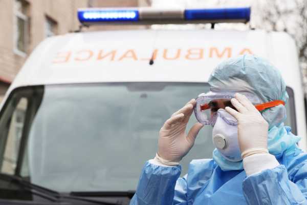 Из числа всех зараженных коронавирусом в Украине 19% – медики