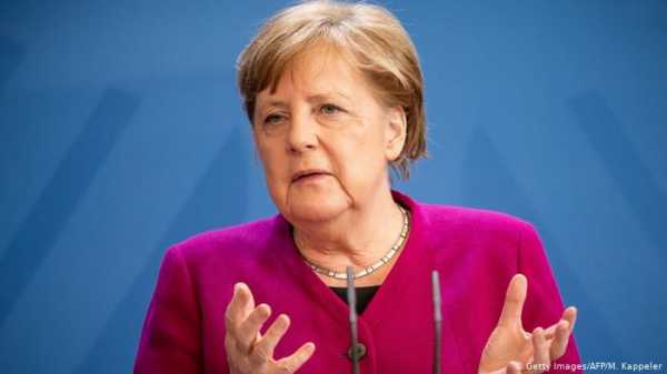 Меркель призвала поддержать экономику ЕС на фоне пандемии