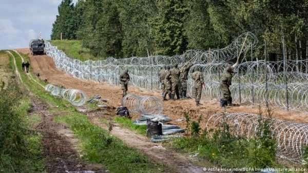 Парламент Польши поддержал введение режима ЧП на границе с Беларусью