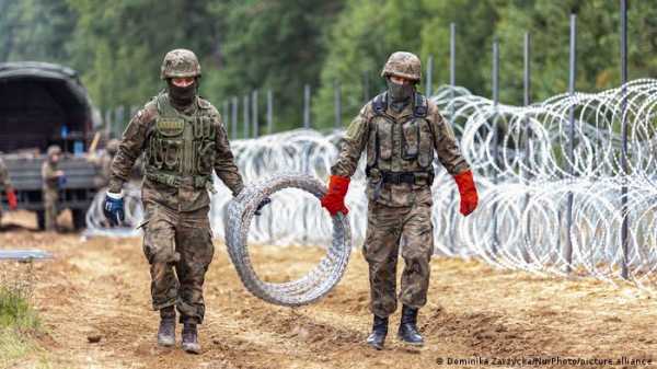 Польша вводит чрезвычайное положение на границе с Беларусью