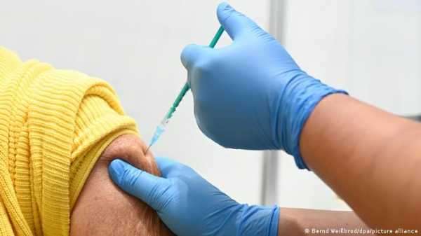 В медицинском ведомстве ЕС не считают необходимой третью прививку от коронавируса
