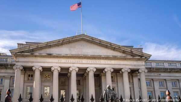 В Конгрессе США одобрили временное повышение лимита госдолга