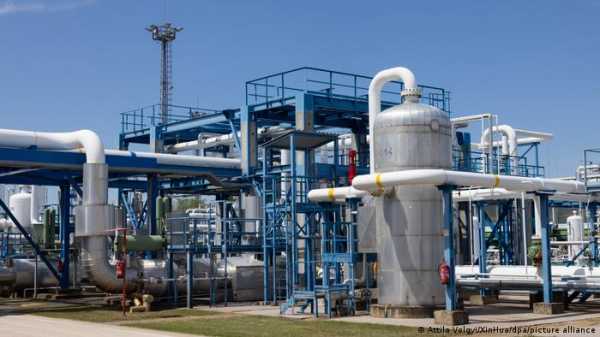 “Газпром” приступил к дополнительным поставкам газа Венгрии