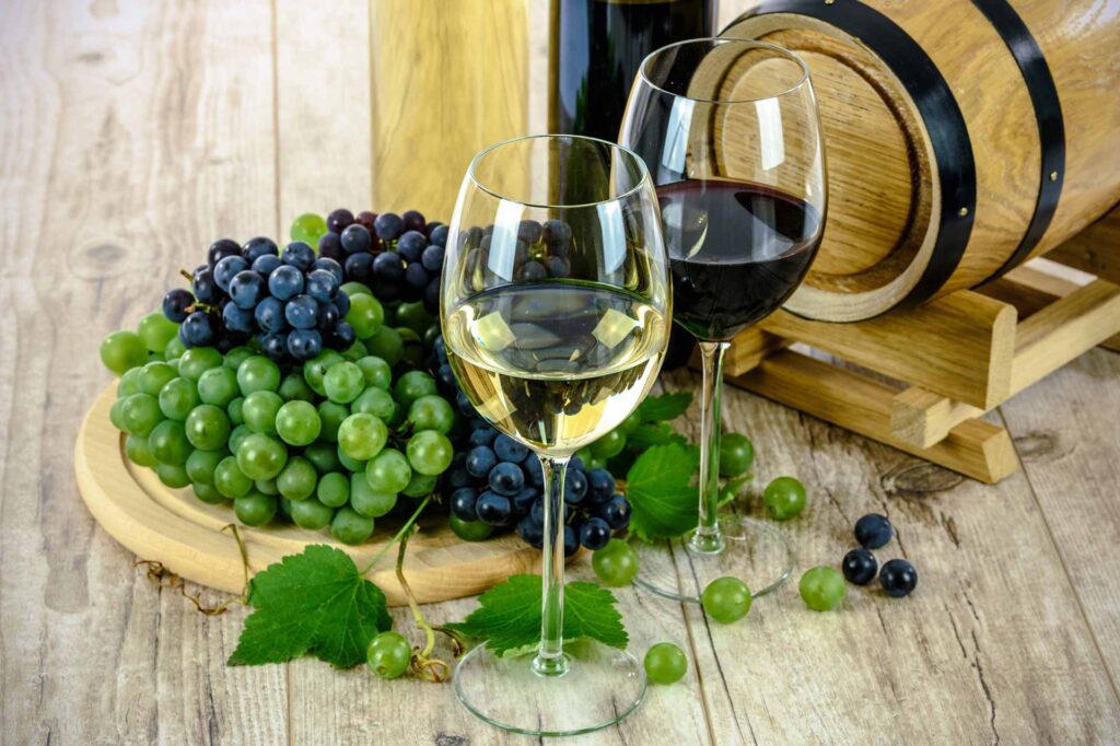 Какие нужны ингредиенты для изготовления вина