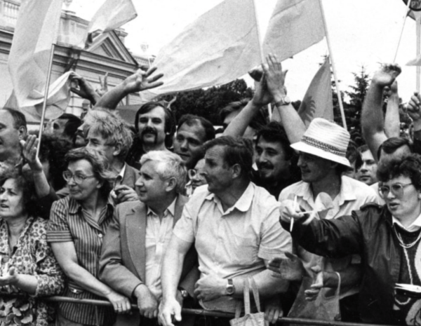 День державного суверенітету: як Рада ухвалила історичне рішення у 1990 році (фото)
