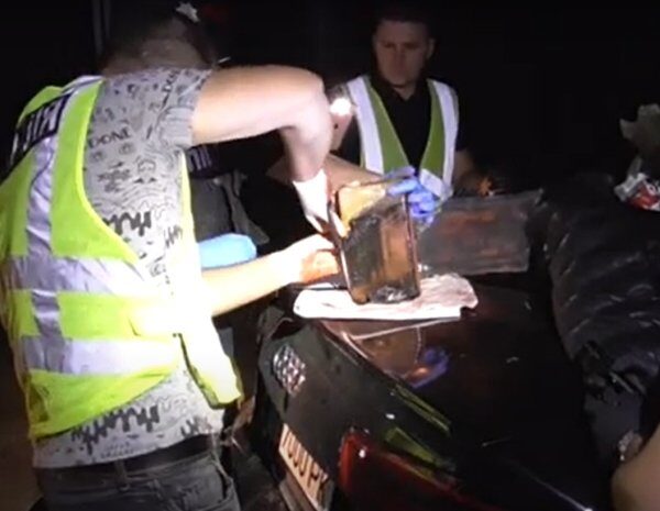 У Києві затримали наркодилера з кокаїном на 100 тисяч доларів (фото, відео)