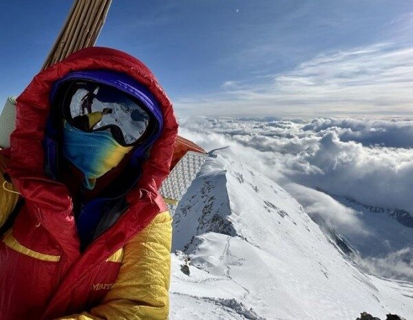 «Справжня експедиція»: українка підкорила 6 із 7 найвищих вершин світу (фото, відео)