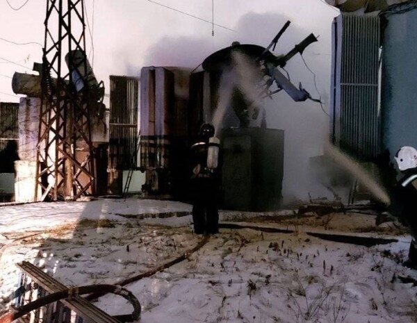 Вибухи в Росії — у Челябінську на заводі спалахнула пожежа — деталі та відео