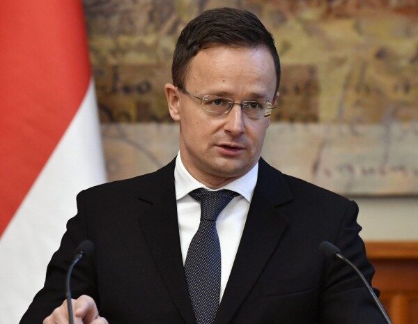 «Провальні рішення»: в Угорщині натякають, що ЄС не варто обговорювати 12-й пакет санкцій проти РФ