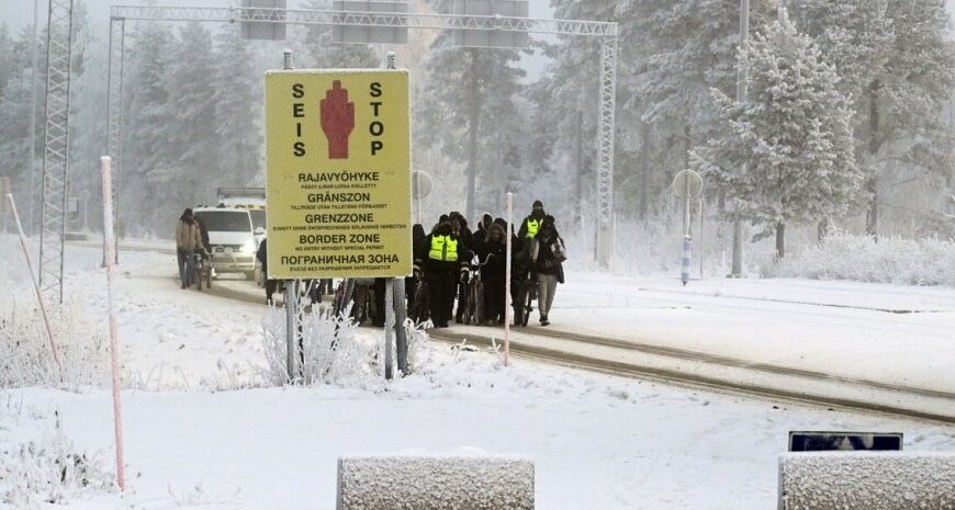 Фінляндія закрила кордон з Росією — РФ перевіряє потяги на наявність нелегалів — ТАСС