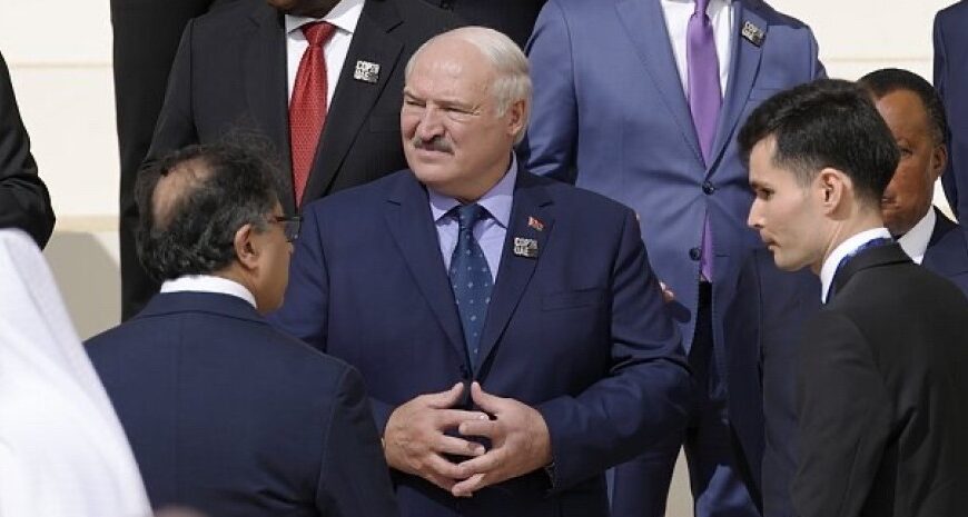 Бойкот Лукашенка — очільники Литви, Латвії та Польщі відмовилися від фото з білоруським президентом