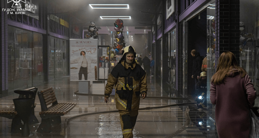 Пожежу в ТРЦ Космополіт влаштувала 7-річна дитина – деталі та відео