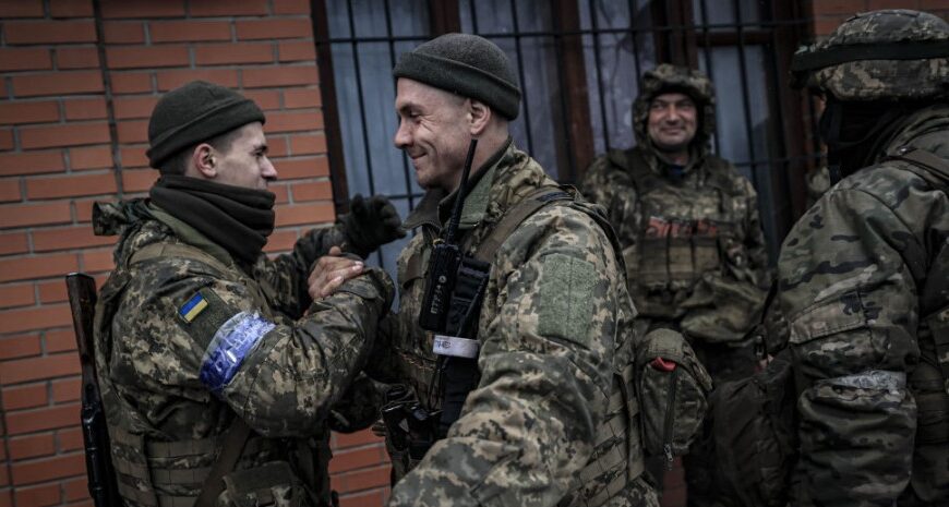 Нова професія в Україні – хто такий фахівець із супроводу ветеранів й демобілізованих осіб