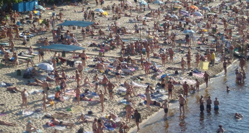 Пляжний сезон у Києві: у Кличка розповіли, чи відкриють цього року зони відпочинку біля води