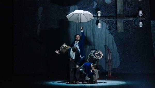 Танцювальна вистава «Д.І.М.» про вимушену міграцію повертається на київську сцену