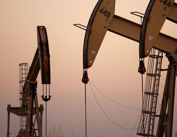 Санкції проти РФ — продажі російських нафти і газу збільшаться у 2 рази — Reuters