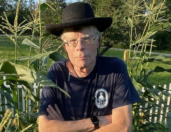 Стівена Кінга розкритикували за пропозицію влаштувати поєдинок Зеленського і Путіна (скріншоти)