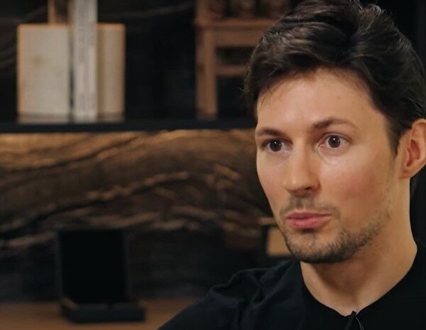 Щоб «розправив крила»: у РФ заговорили про організацію втечі Дурова з Франції