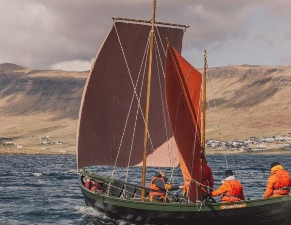 У Норвегії затонула копія човна вікінгів: загинула археологиня зі США