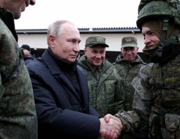 «Загинути вигідніше»: Путін створив у Росії дивну економічну модель смерті, — Le Monde