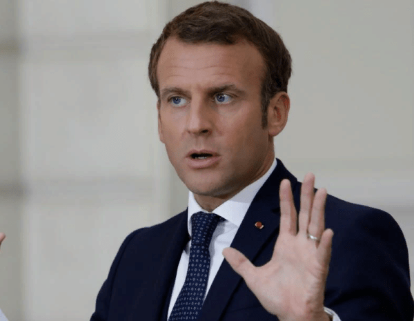 Макрон заявив, що «абсолютно» нічого не знав про приїзд Дурова до Франції