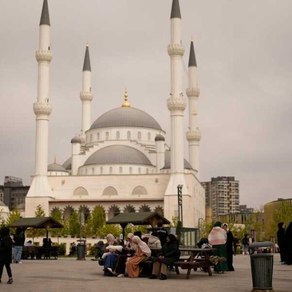 Землетрясения в Стамбуле: пострадали более 150 человек