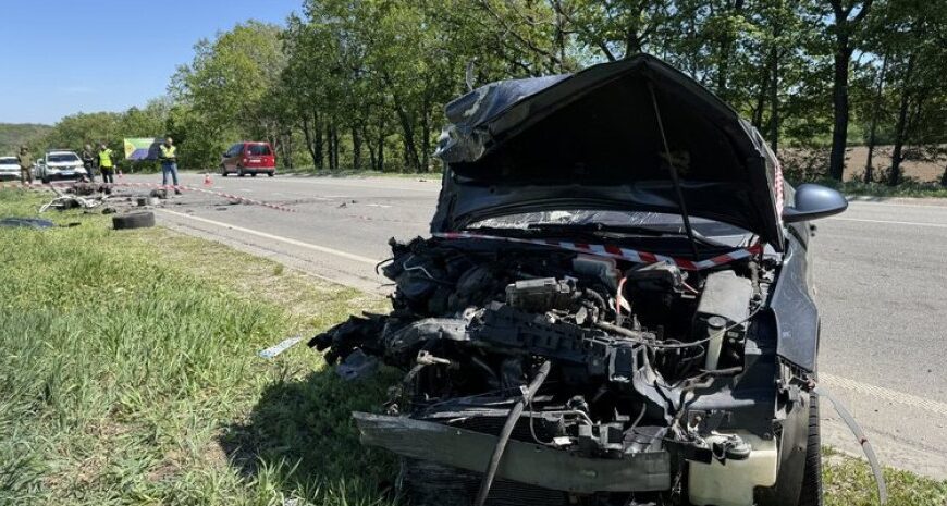 Військовий ТЦК та поліцейський загинули у ДТП на Полтавщині: в авто був цивільний, — ЗМІ