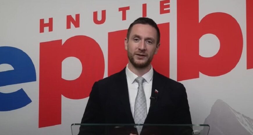 «Єдиний інструмент впливу»: проросійський депутат Європарламенту хоче «посилення тиску на Зеленського»