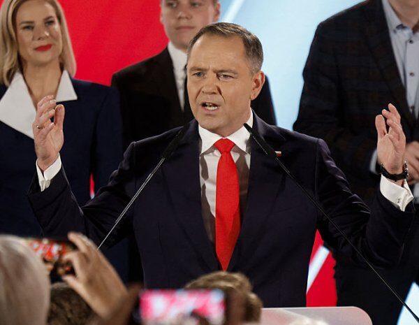 Навроцький — політик проти вступу Києва до ЄС і вчергове згадав Волинську трагедію