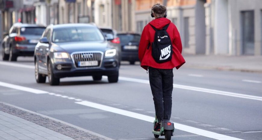 В Одесі чоловік отримав рекордний штраф за їзду на електросамокаті: чому його засудили