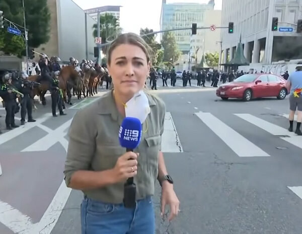 Поліція і нацгвардія у США почали стріляти в журналістів: подробиці