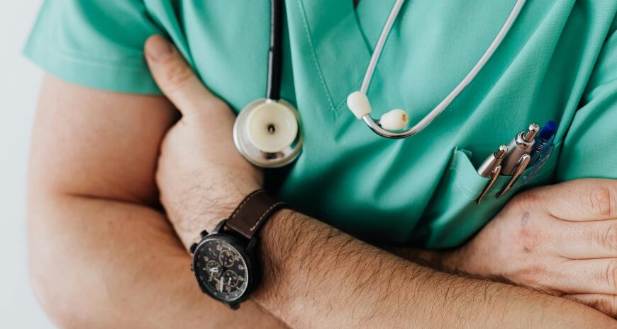 Дитина загинула під час медпроцедури в Києві: прокуратура розпочала слідство