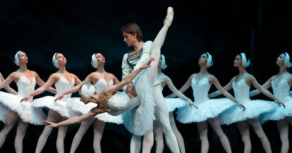 Балет "Лебедине озеро"