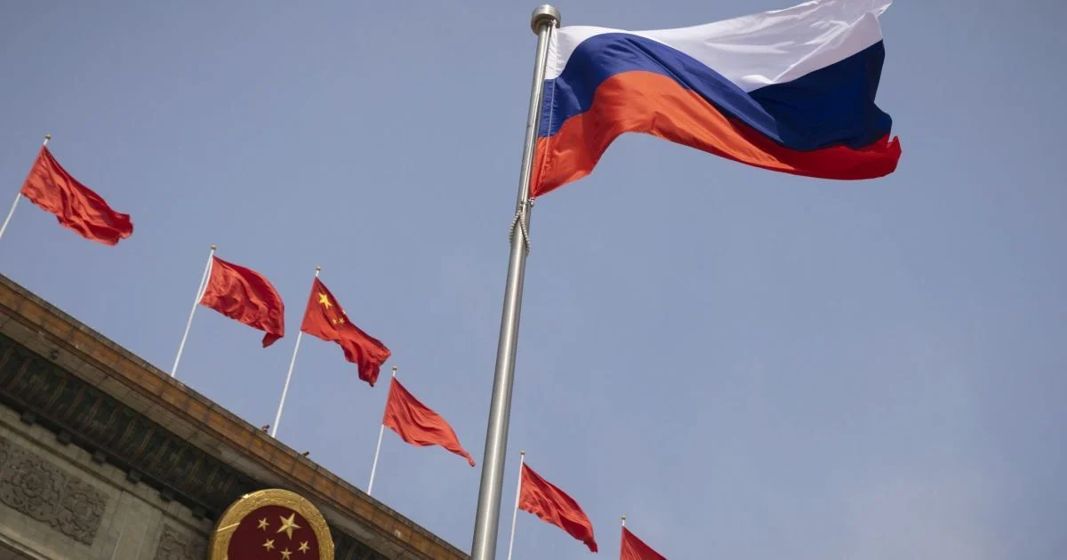 Прапори Китая і РФ