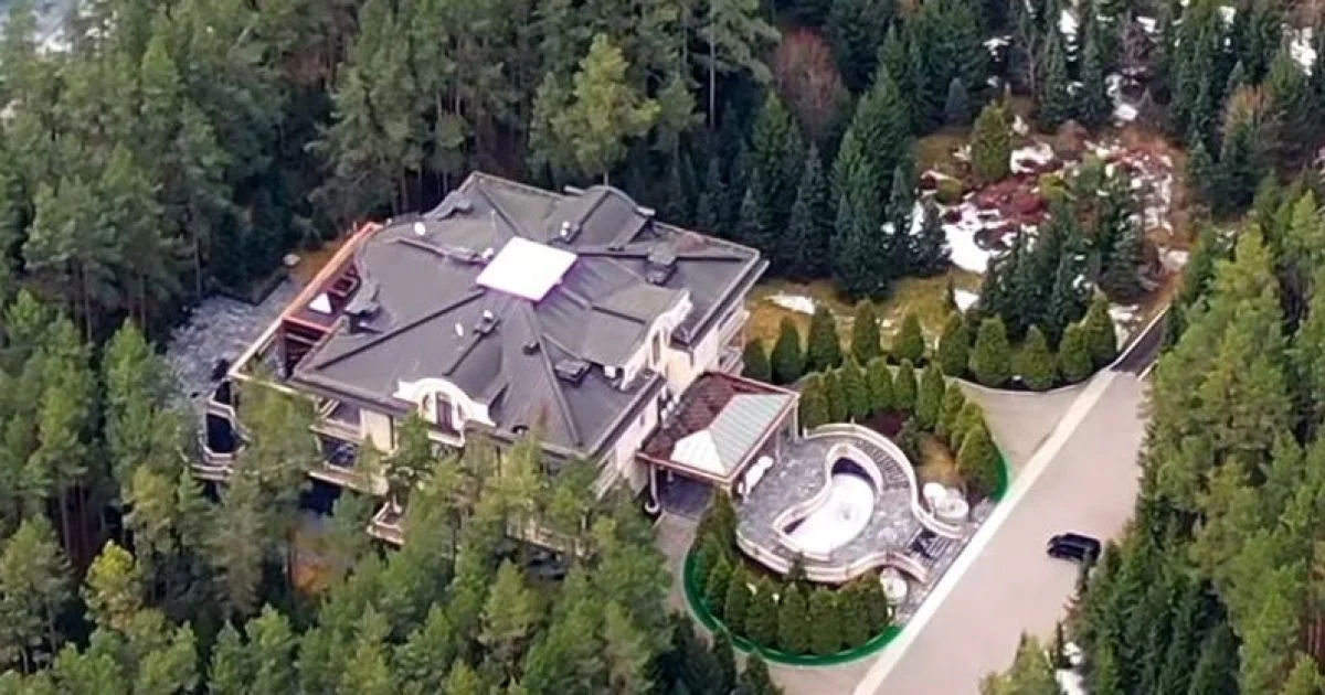 Резиденція Володимира Путіна на Валдаї