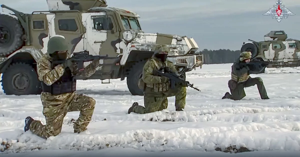 Російські військові