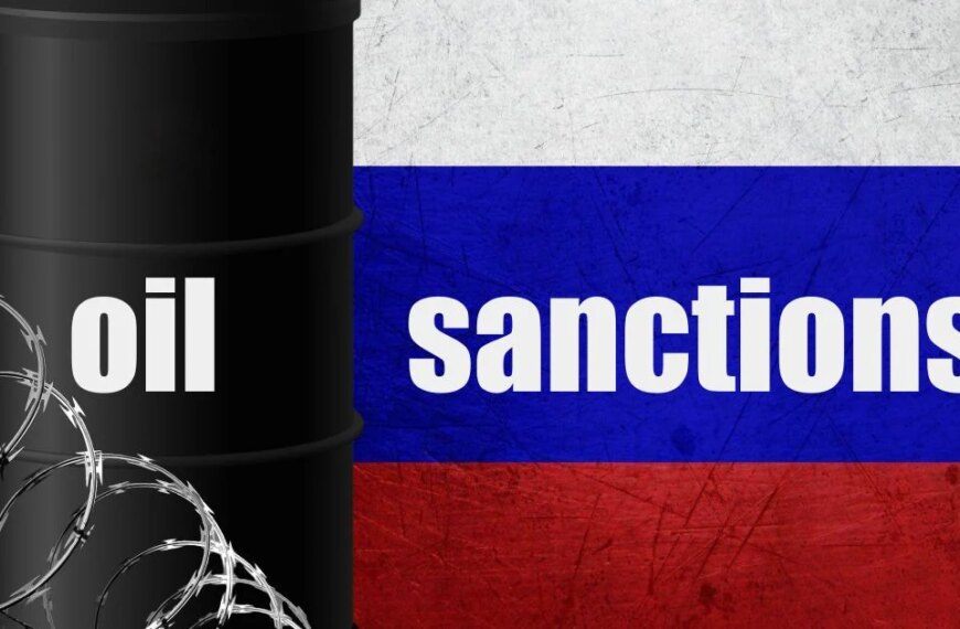 Пів місячного нафтовидобутку РФ не можуть зійти на берег, пише WSJ