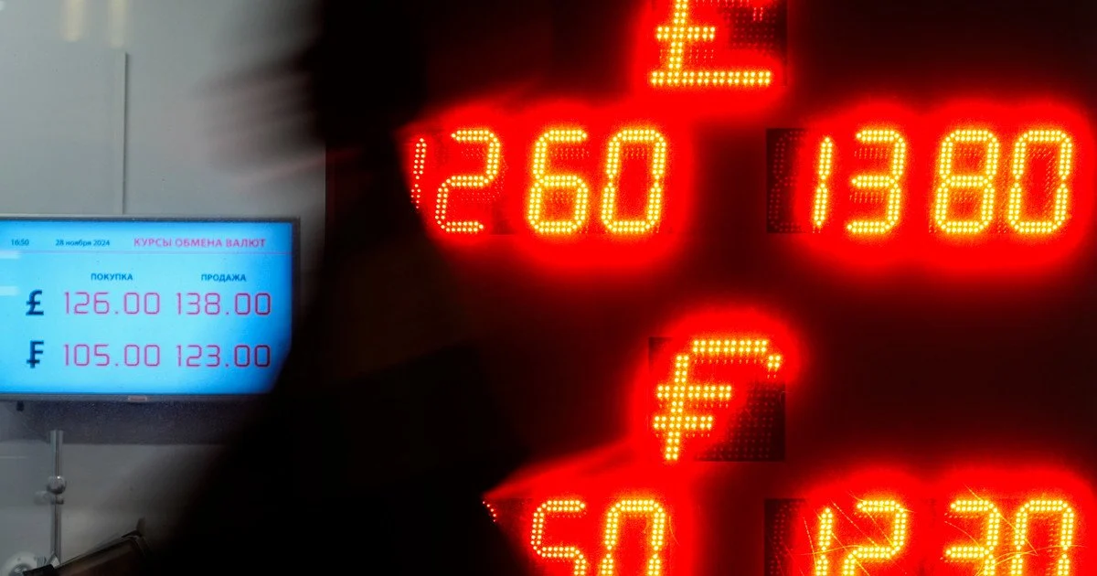 Сьогодні Росія, яка ще кілька років тому хизувалася «стабільністю», опинилася у фінансовій пастці