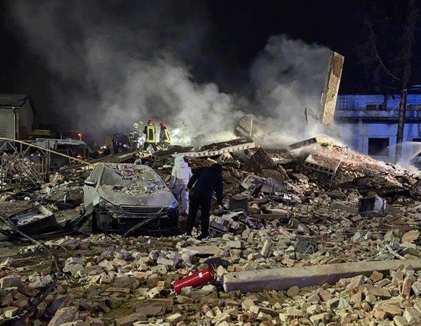 Вибух у Львівській області: знищено дім на два поверхи, троє&hellip;