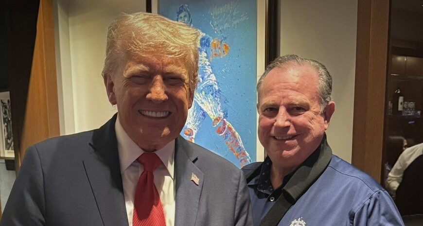 Newsmax Україна: в Україні стартує телеканал соратника Дональда Трампа