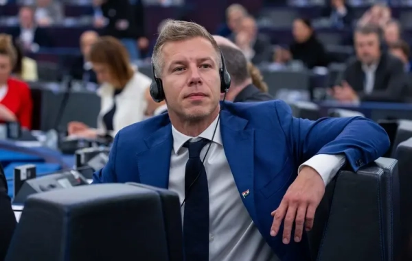 Угорський секс-скандал: передвиборча гонка загострюється