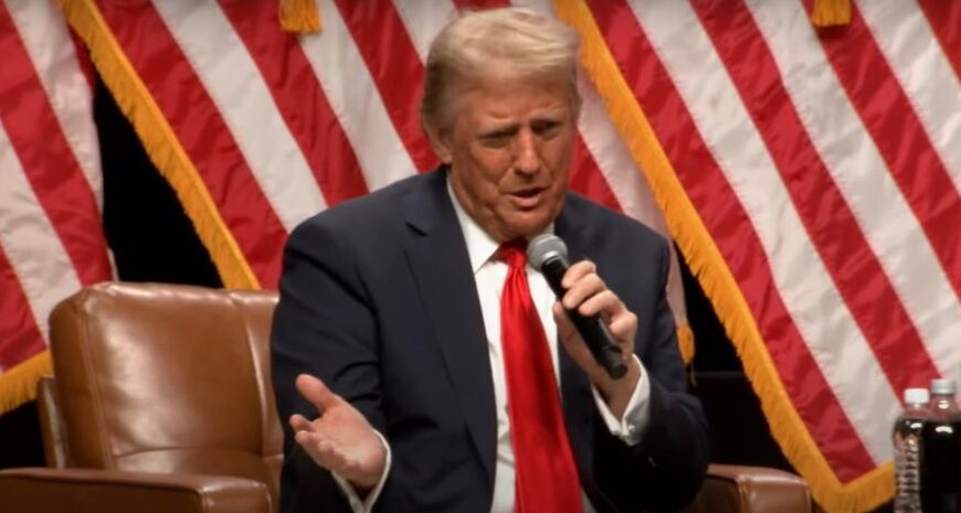 Трамп пожартував про плани приєднати Гренландію, Канаду та Венесуелу до США як штати.