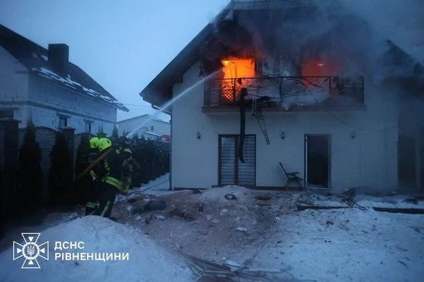 Наслідки атаки на Рівненщину / © ДСНС