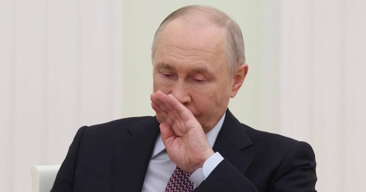 Russia is weakening, and Putin cannot stop it