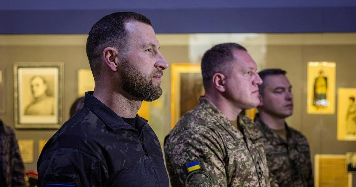 Зброя майбутнього на тлі минулого: голова СБУ на виставці Петлюри розповів, як далекобійні дрони міняють правила війни