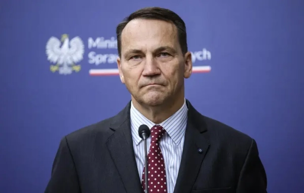 Польський міністр закордонних справ Сікорський переконаний: Росія планує операцію під&hellip;
