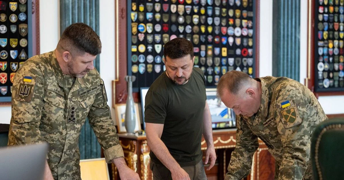 Volodymyr Zelenskyy, Oleksandr Syrskyi and Andrii Hnatov Volodymyr Zelenskyy, Oleksandr Syrskyi and Andrii Hnatov