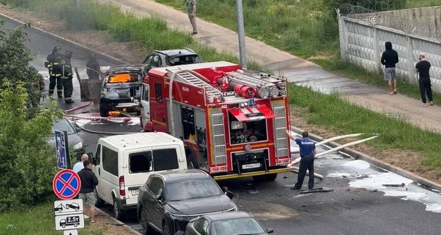 У Балашисі під час вибуху автомобіля загинув генерал-лейтенант ЗС РФ, — повідомляють медіа