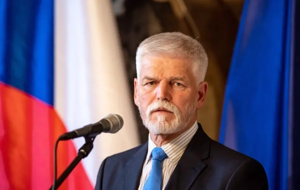 Конфлікт між очільником держави та головою уряду Чехії – Павел…